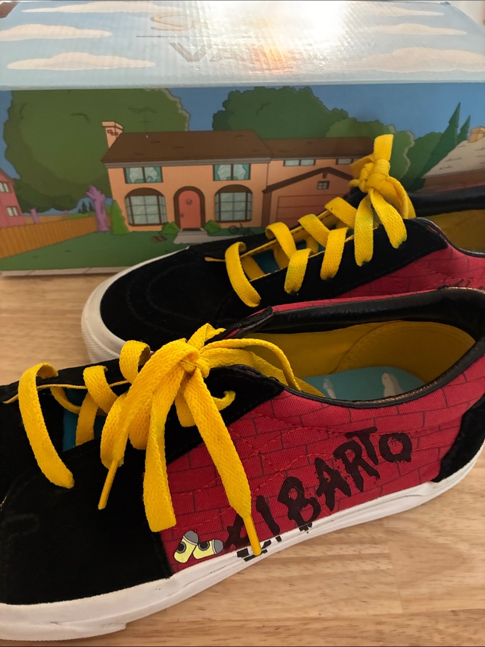 VANS The Simpsons 6.5Mens 8 women’s
